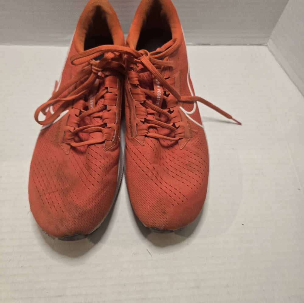 Nike Zoom Pegasus 38 Orange Color Men Size 12.5